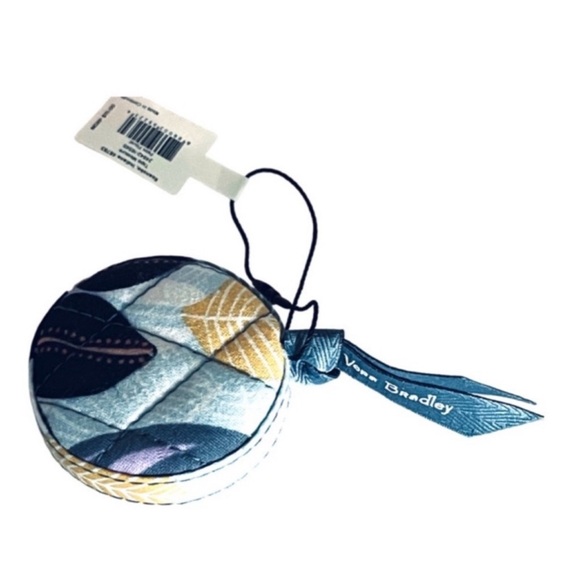 NEW Vera Bradley Palm Floral Tape Measure Compact Retractable Quilted Blue - Picture 1 of 9